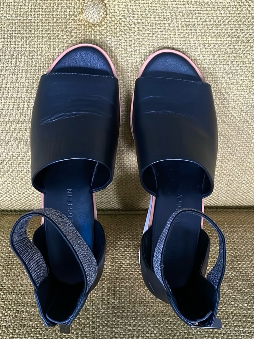 LOGO Open Toe Rubber Foam Platform Sandals Size 7.5 Black Smart Casual Travel